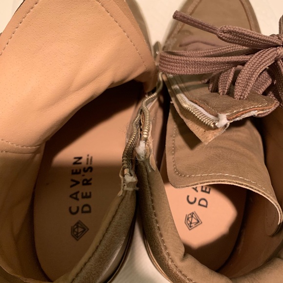 Shoes - Picture 6 of 8